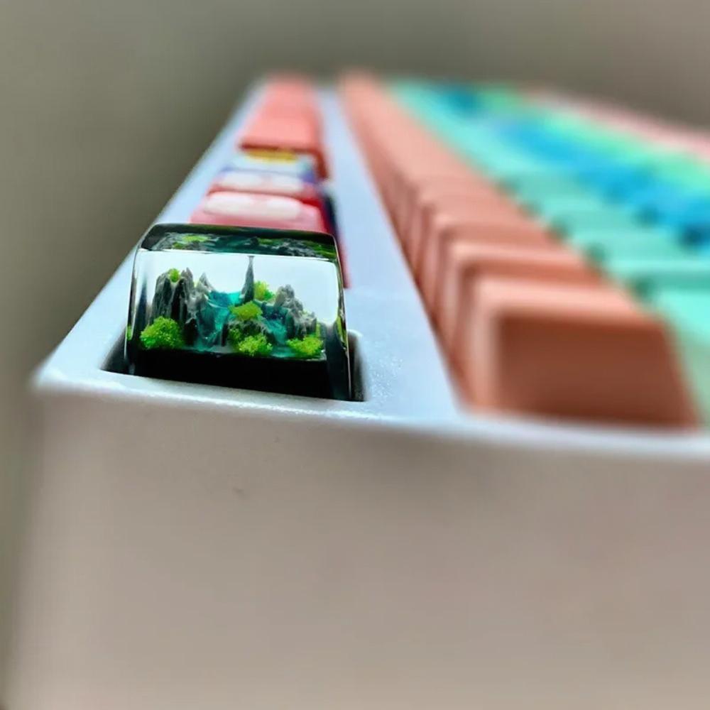 أغطية مفاتيح RGB من الراتنج بت - مراجعة Pc Gaming Lounge وسعره